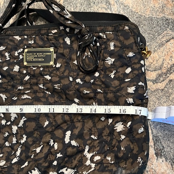 Marc Jacobs Black and White Laptop Bag - Picture 5 of 8